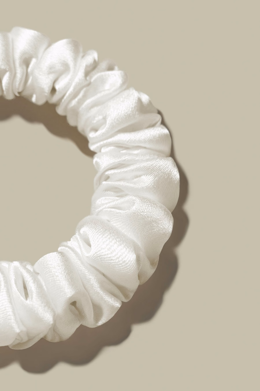 Zachte Zijden Kleine Scrunchie