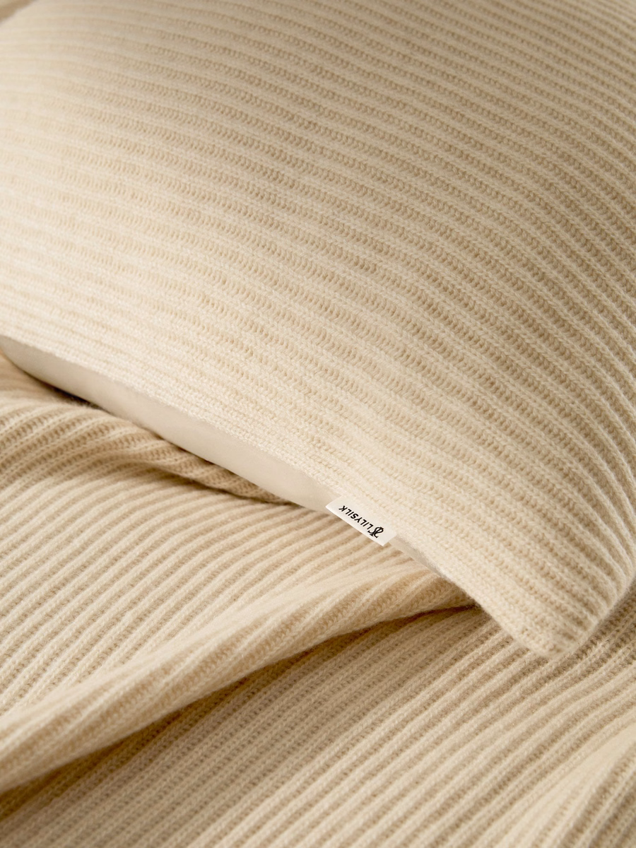 Reversible Cashmere and Silk Pillowcase