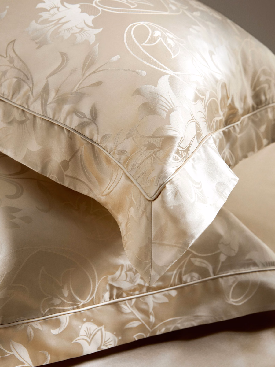 Silk Pillowcase with Lily Jacquard