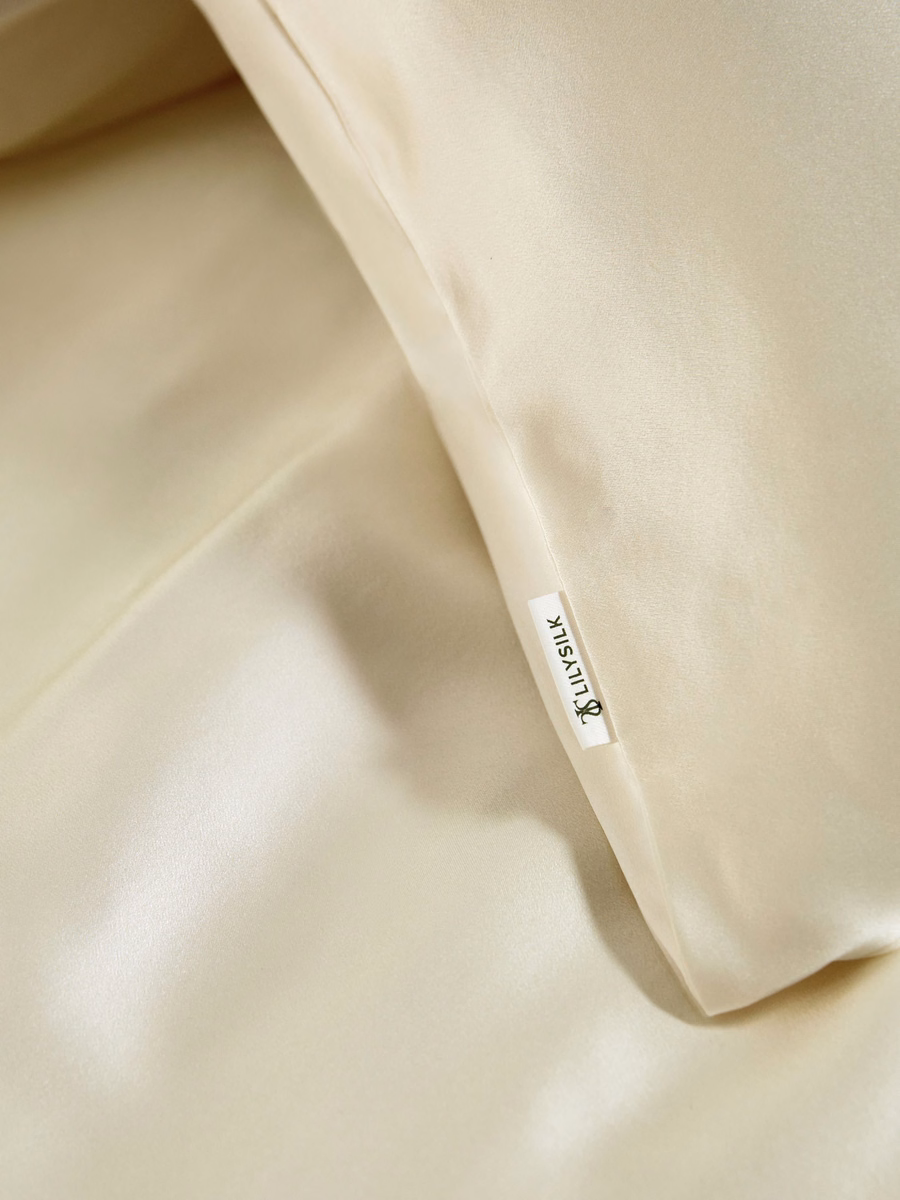 2-Pack Silk Pillowcase with Lily Embroidery
