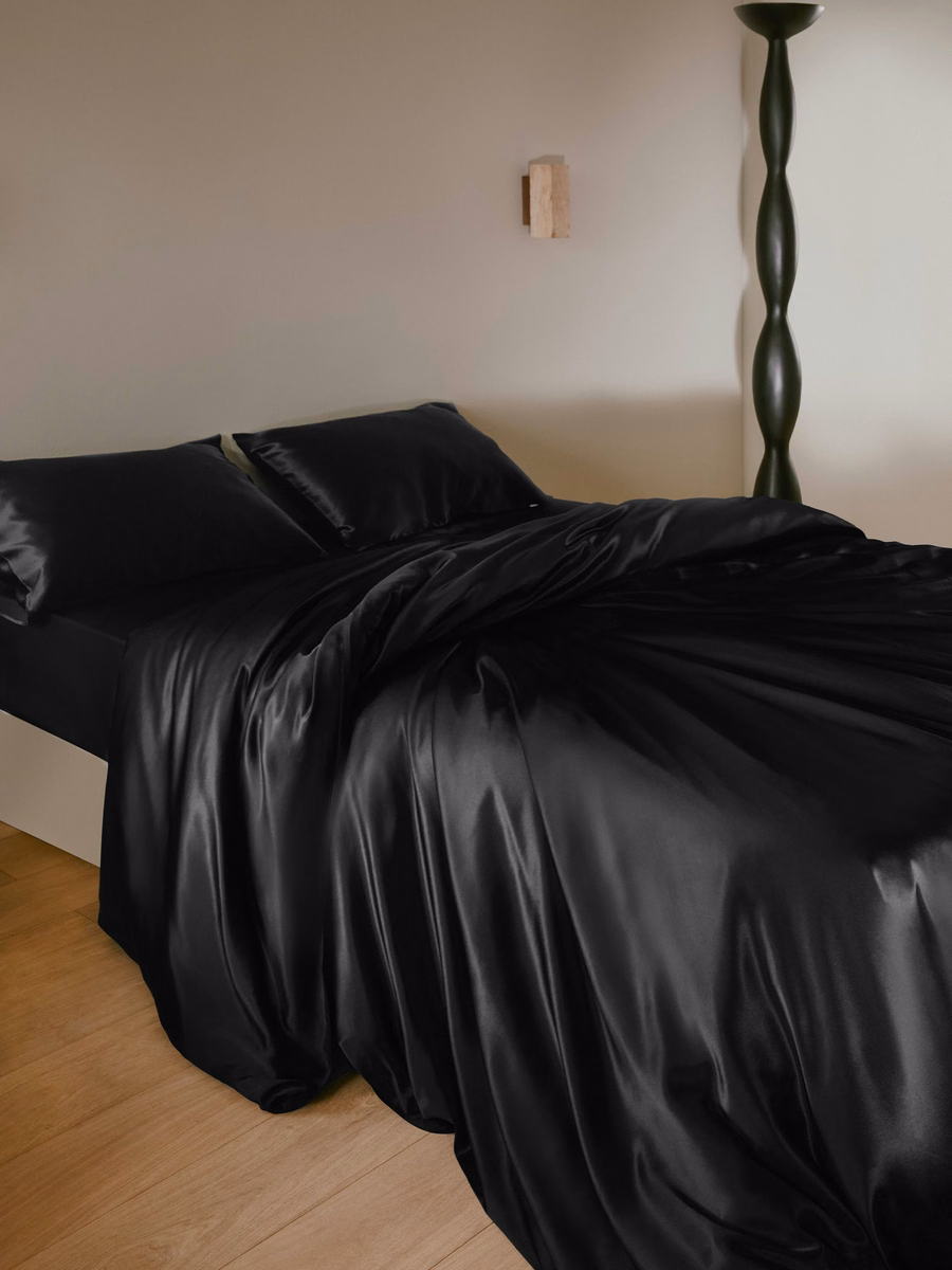 22 Momme Naadloze Zijde Bedset