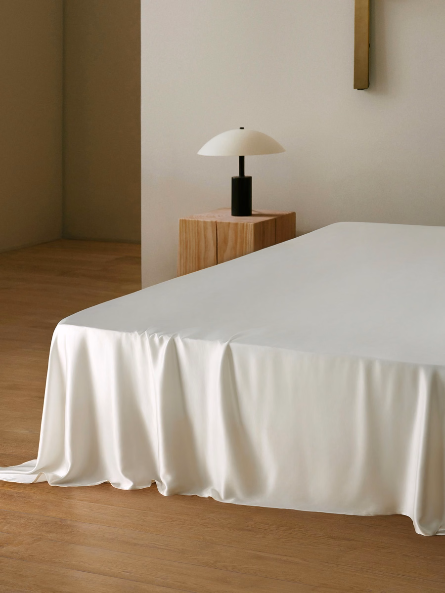 Zijden Bedding Set met Lelie Jacquard