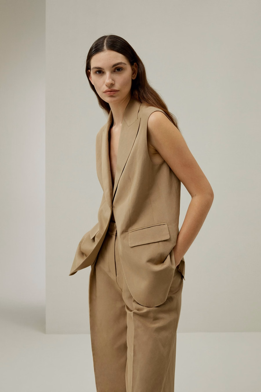 Enkel Knoop Mouwloos Revers Blazer