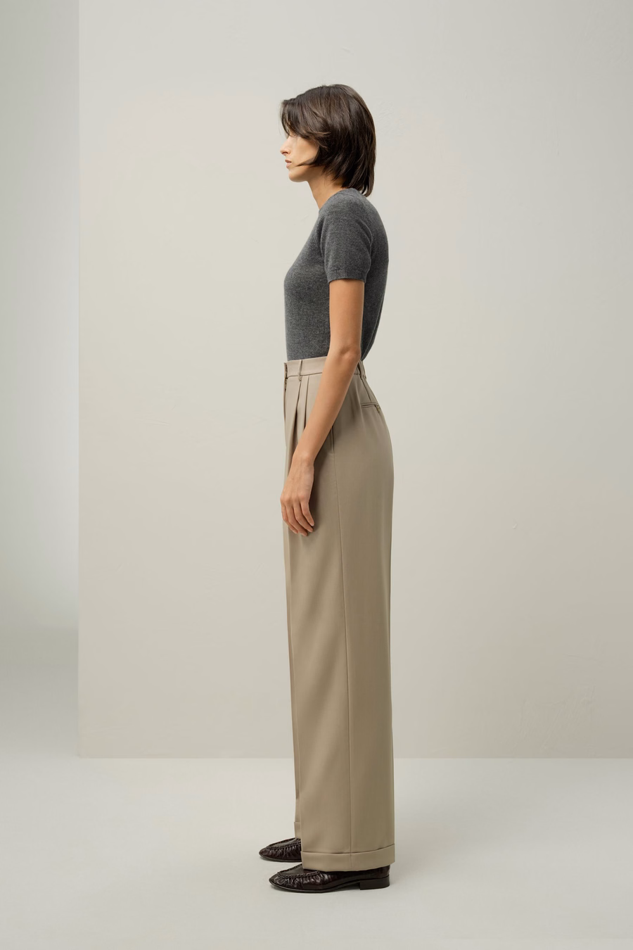 Silk-Wool Straight-Leg Versatil Pants