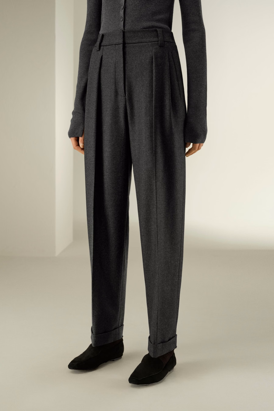 Voorpantalon met plooien van zijde-wol