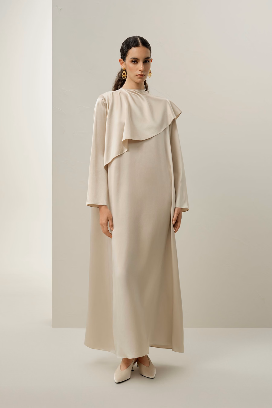 zijde charmeuse asymmetrische maxijurk