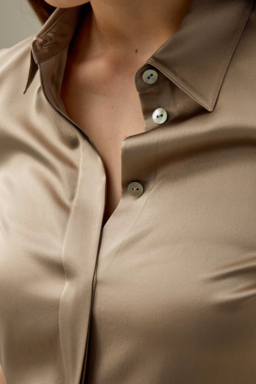 Elegante Silhouet Zijde Shirt
