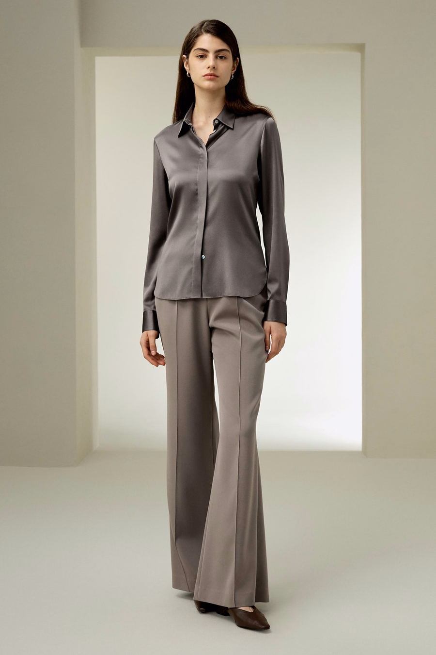 Elegante Silhouet Zijde Shirt