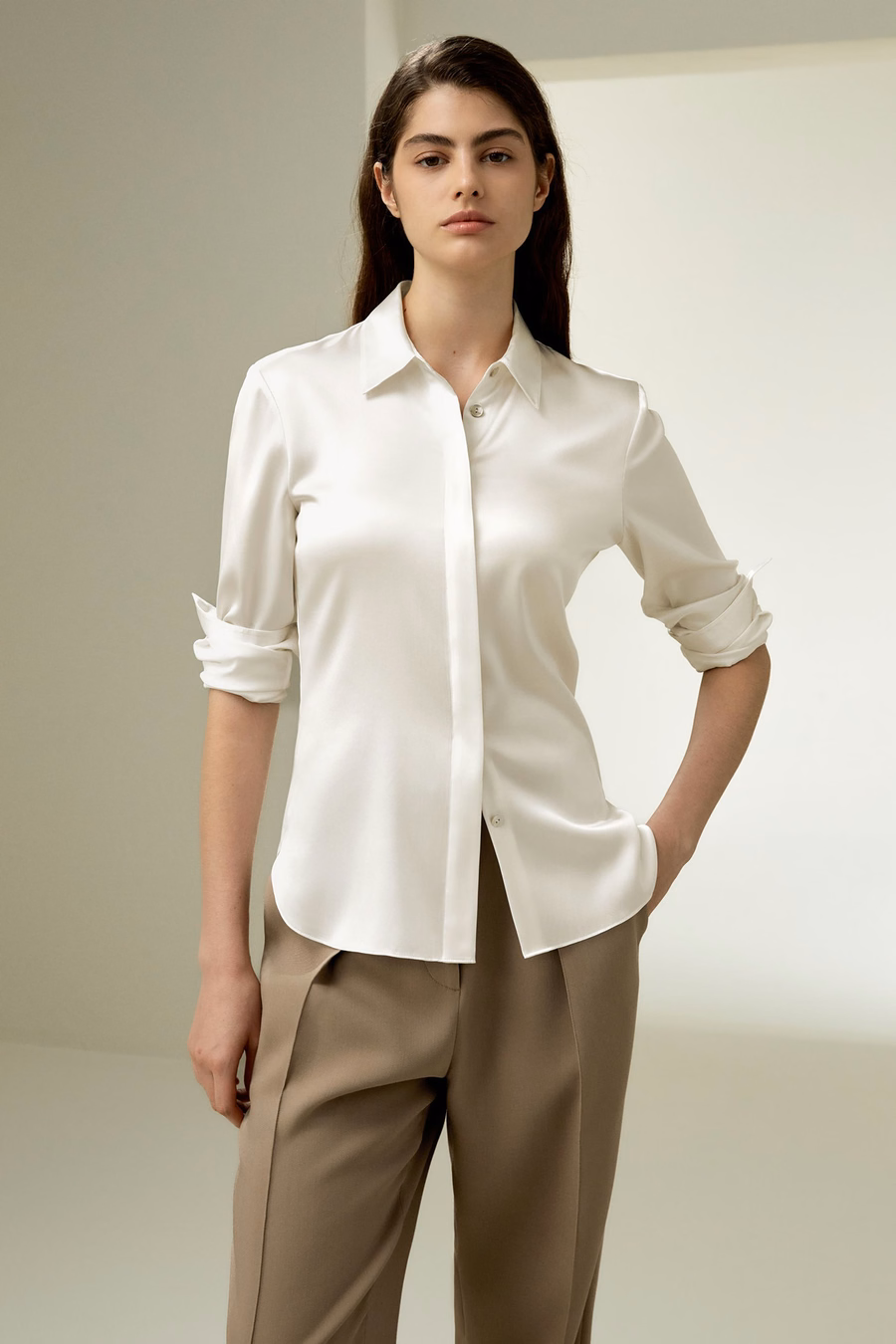 Elegante Silhouet Zijde Shirt