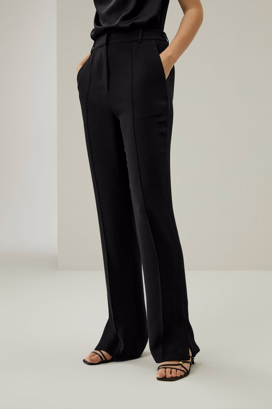 Satin Rechte Broek met Zijkap