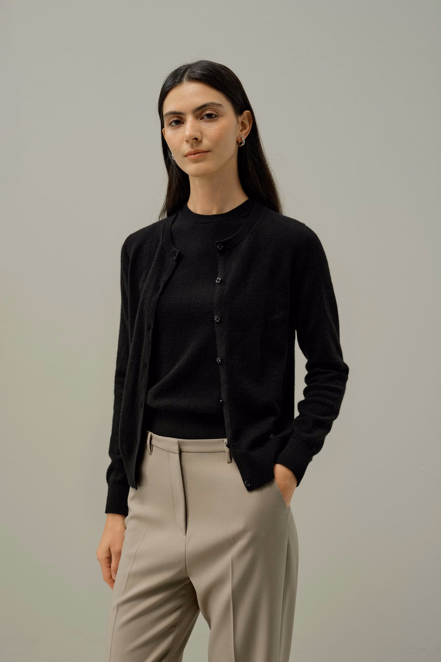Cashmere Fitted Crew Neck Cardigan