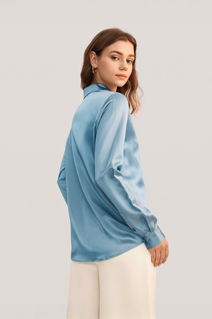 Basis Verborgen Knoplijst Zijde Shirt