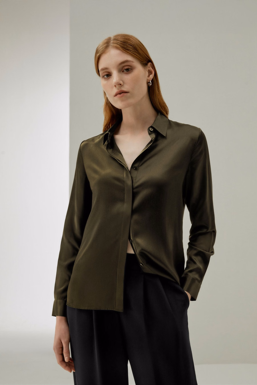 Basis Verborgen Knoplijst Zijde Shirt