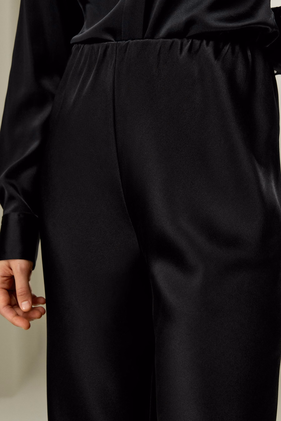 Volledig bias gesneden zijden broek