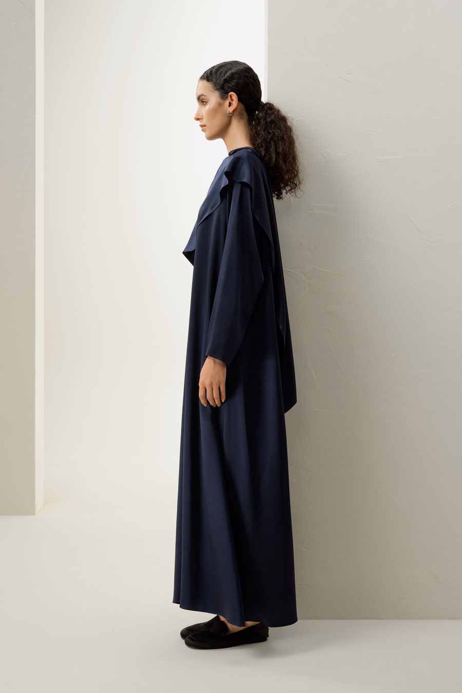 zijde charmeuse asymmetrische maxijurk