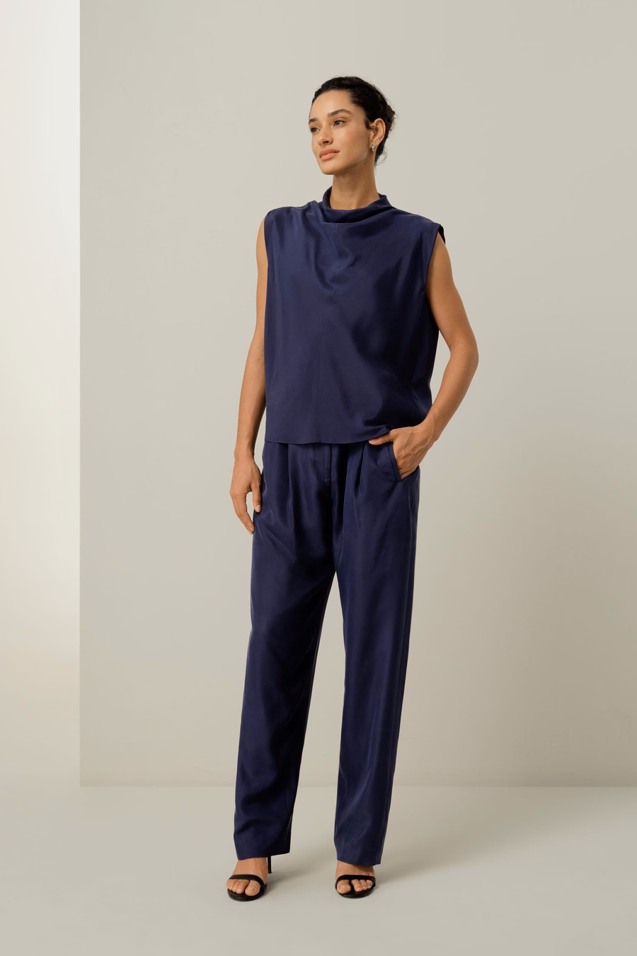 Silk Habotai mouwloze top