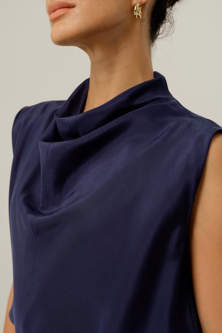 Silk Habotai mouwloze top