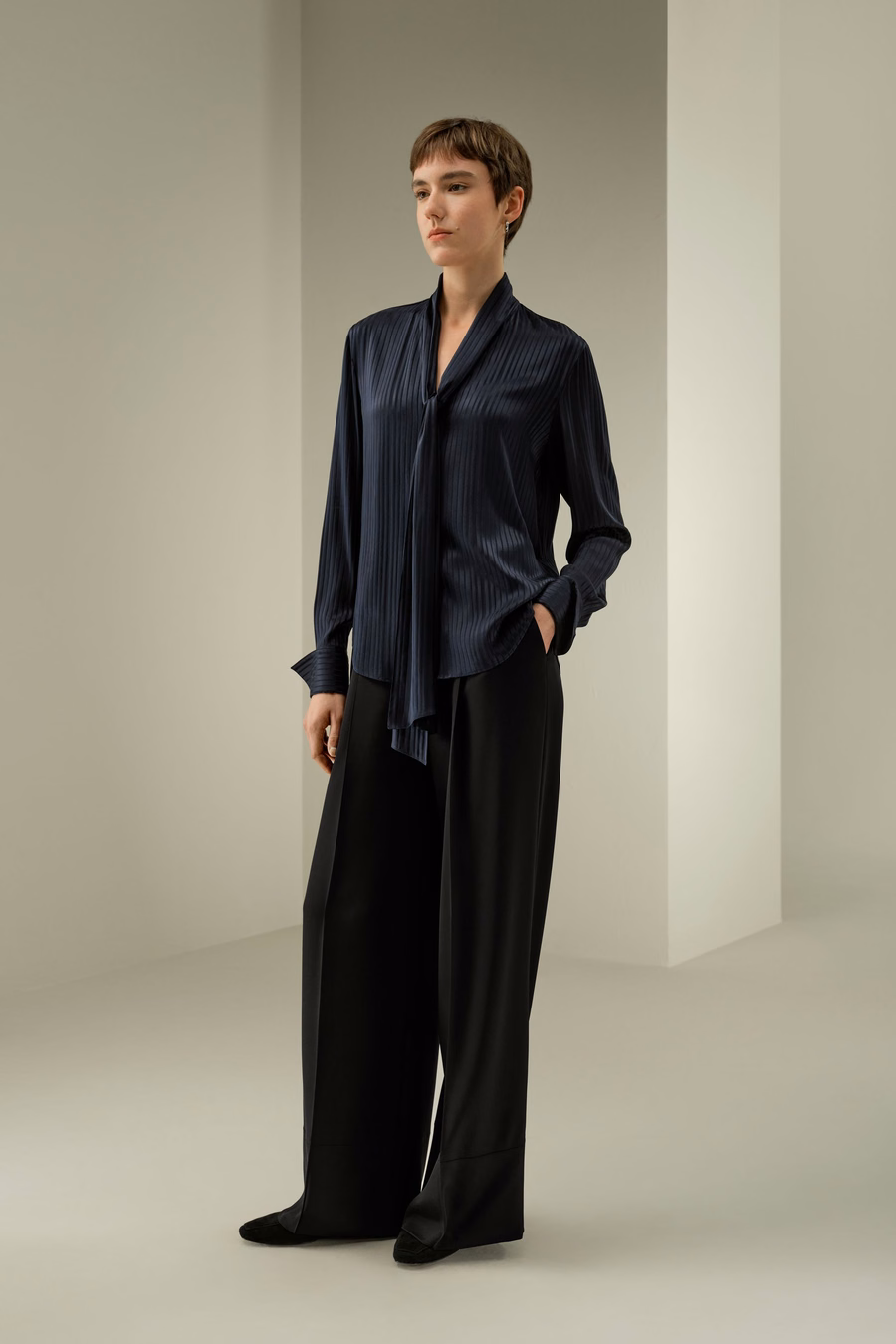 Seidenblouse met een afneembare strik
