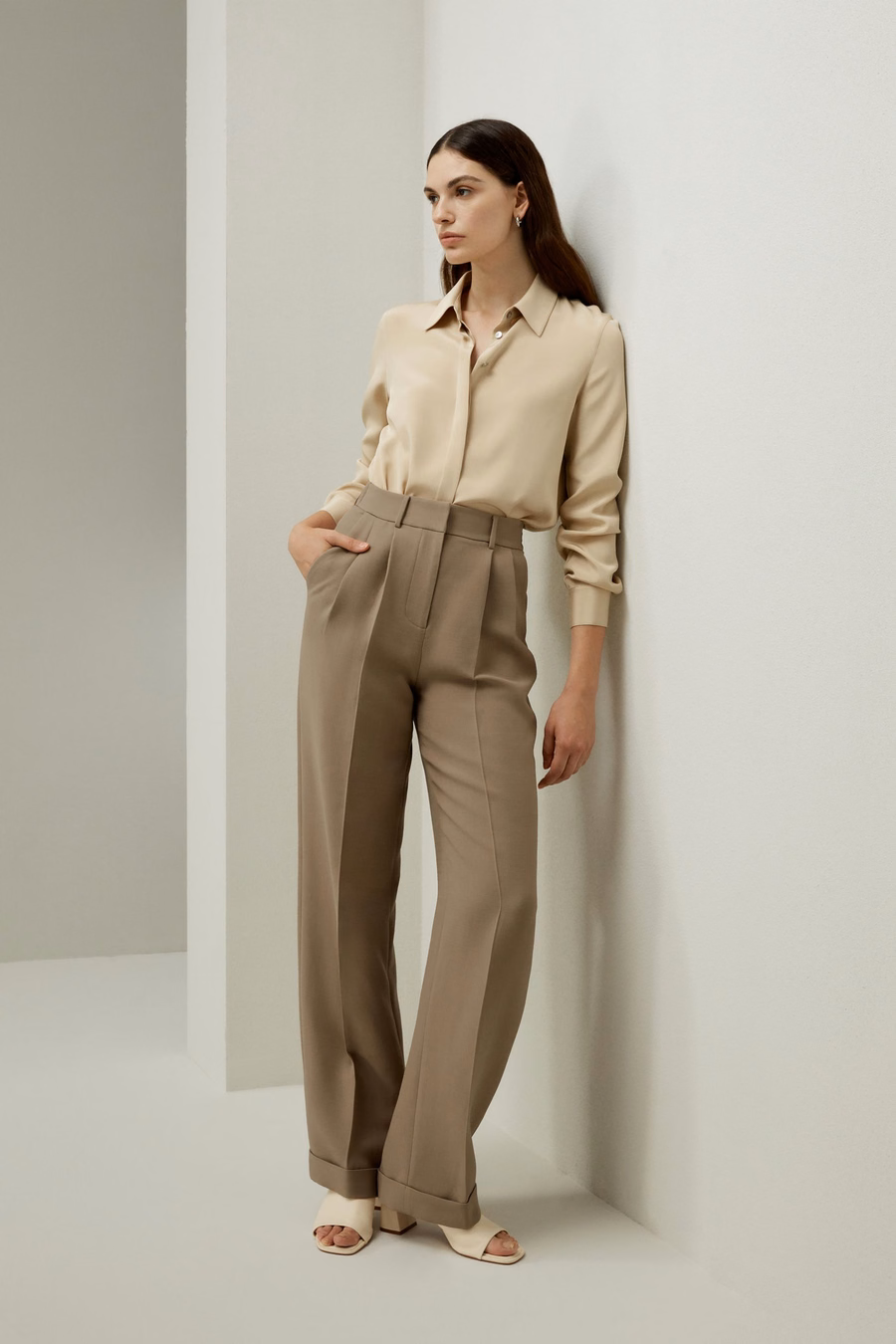 Gracieuze Knop-Up Zijde Blouse