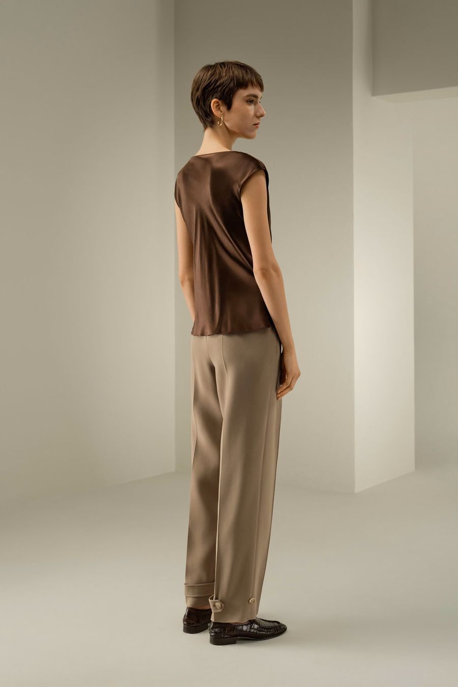Mouwloze Cowl Nek Slim Fit Top