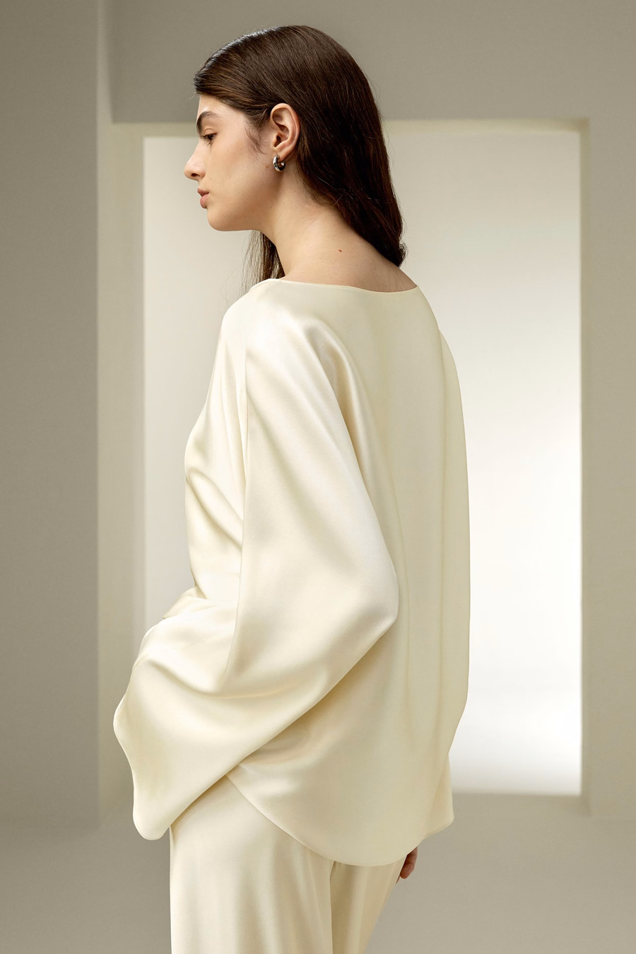 Zijden Charmeuse Crewneck Blouse