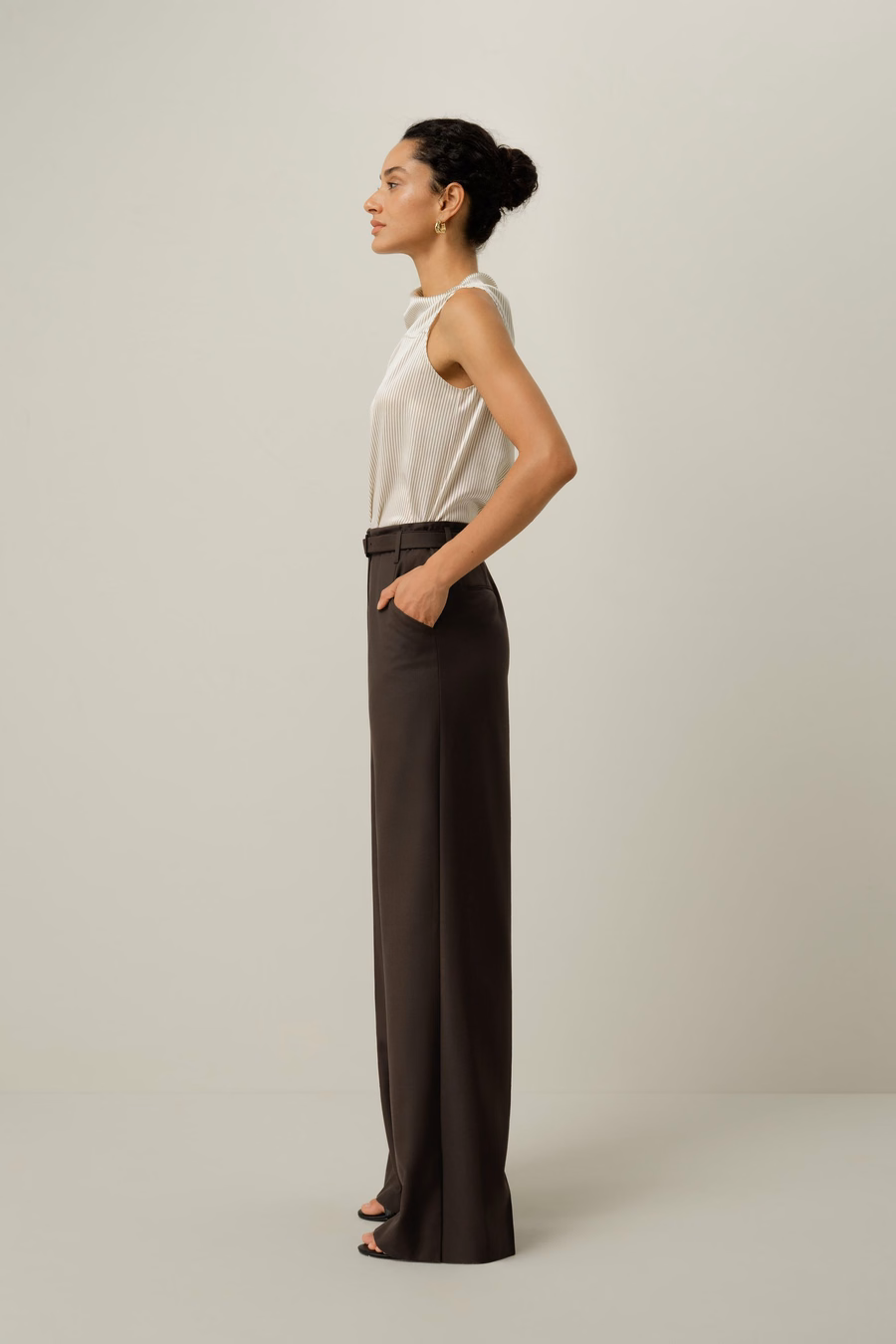 Asymmetrische Zijden Charmeuse Mouwloze Top