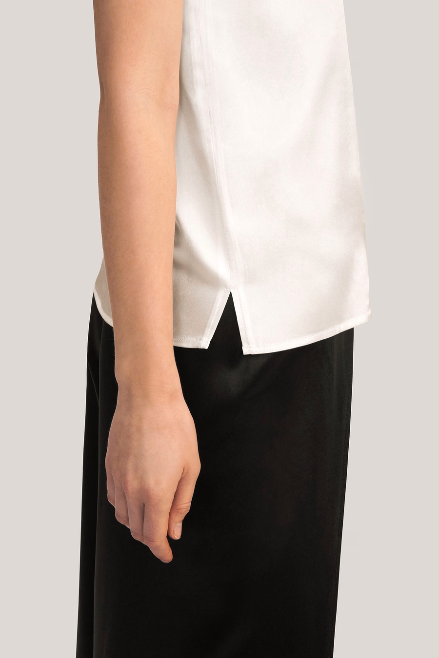 V-hals mouwloze zijde tanktop