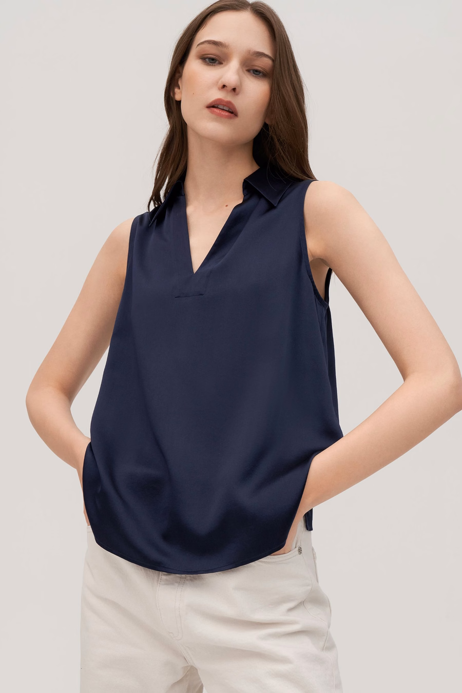 V-hals mouwloze zijden paarse blouse voor dames