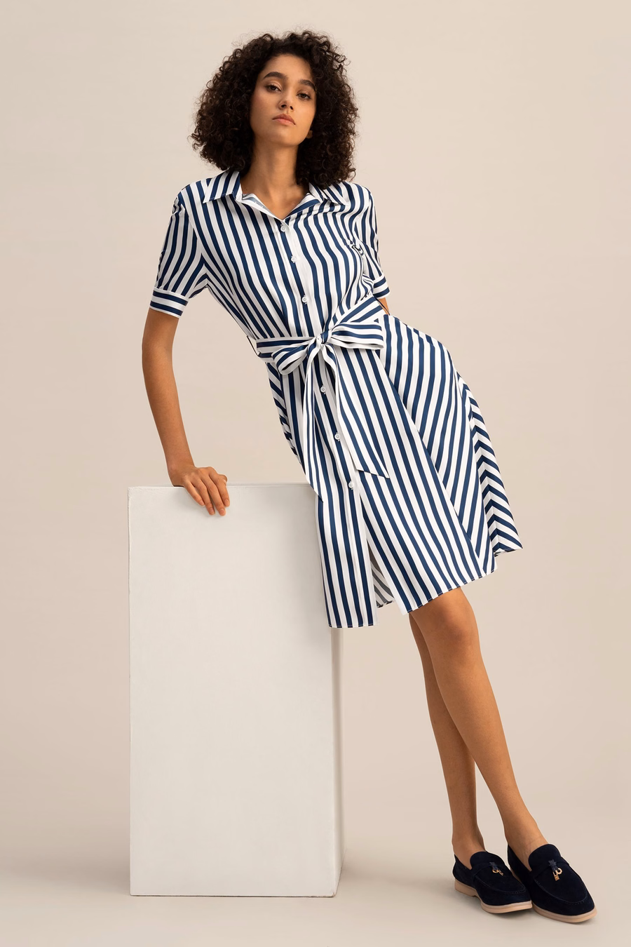 Amalfi Stripe Zijde Shirtdress met Ceintuur
