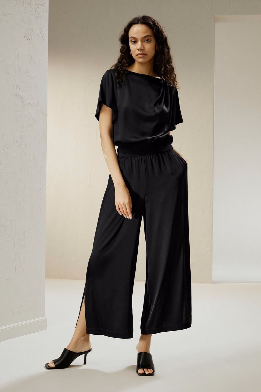 Wijde been cropped zijden broek