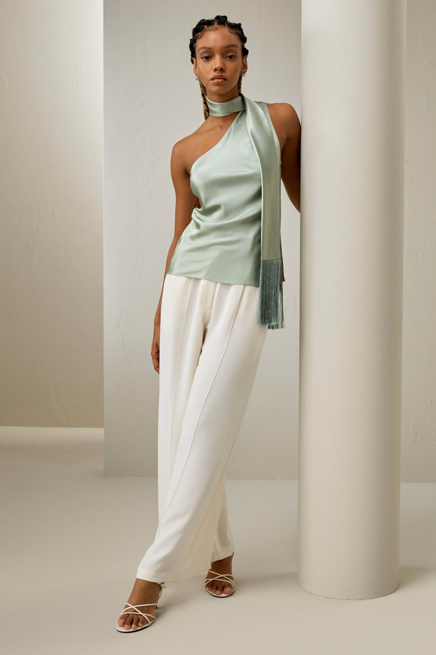 One-shoulder Top Met Troef Sjaal