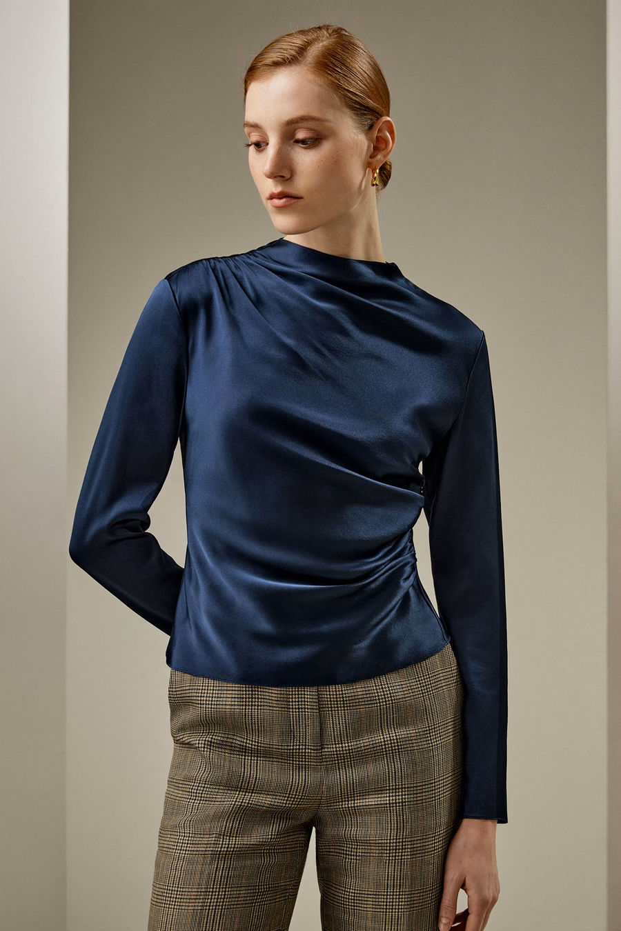 Schuin Golvende Zijde Blouse
