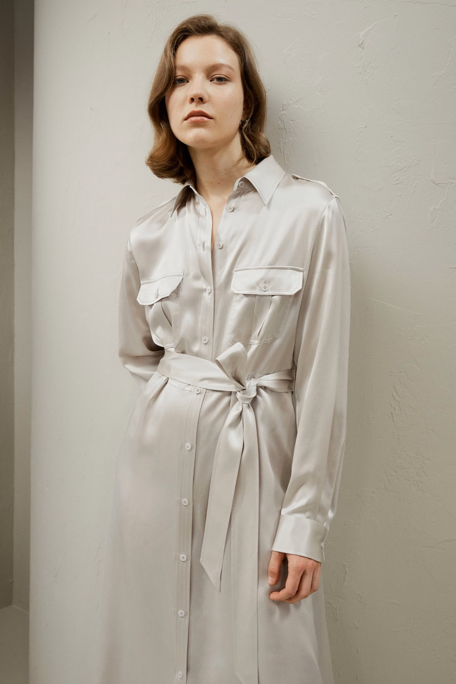Trench-Stijl Zijde Midi Shirt Jurk