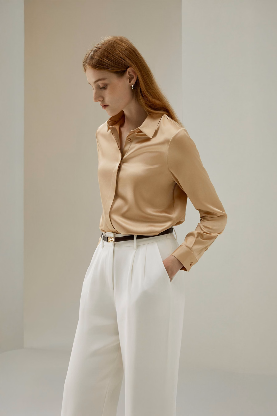 Basis Verborgen Knoplijst Zijde Shirt