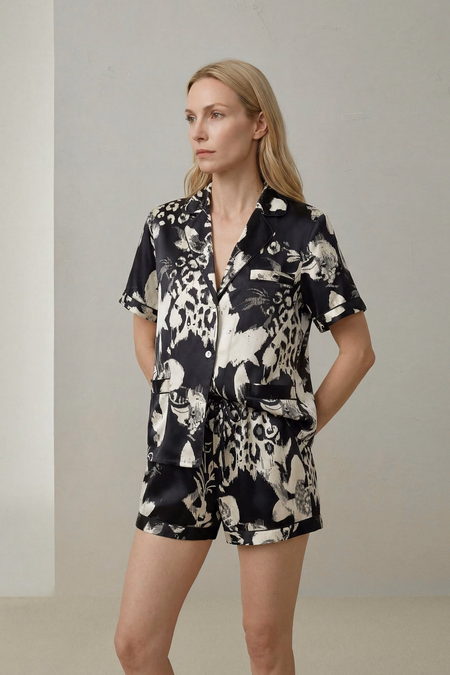 Vrouwen Zijde Print Pyjama Set