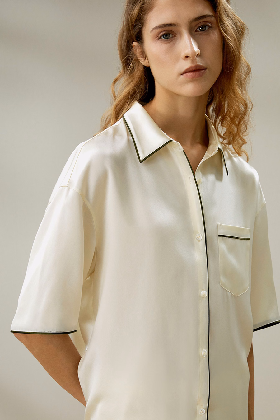 Contrast Piping Knop-Up Korte Mouwen Pyjama Set
