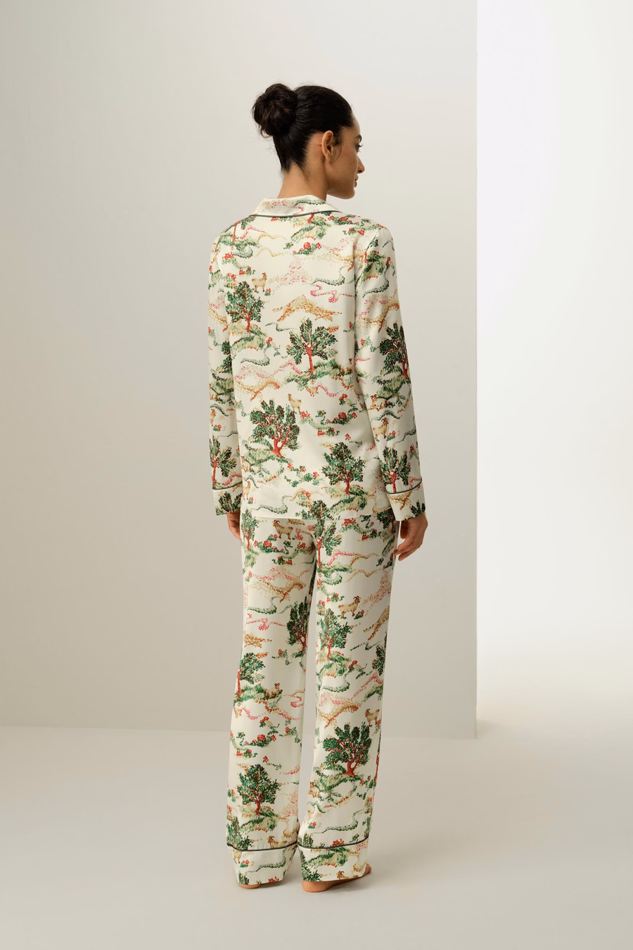Aries Zodiac Classic Silk Pyjama Set
