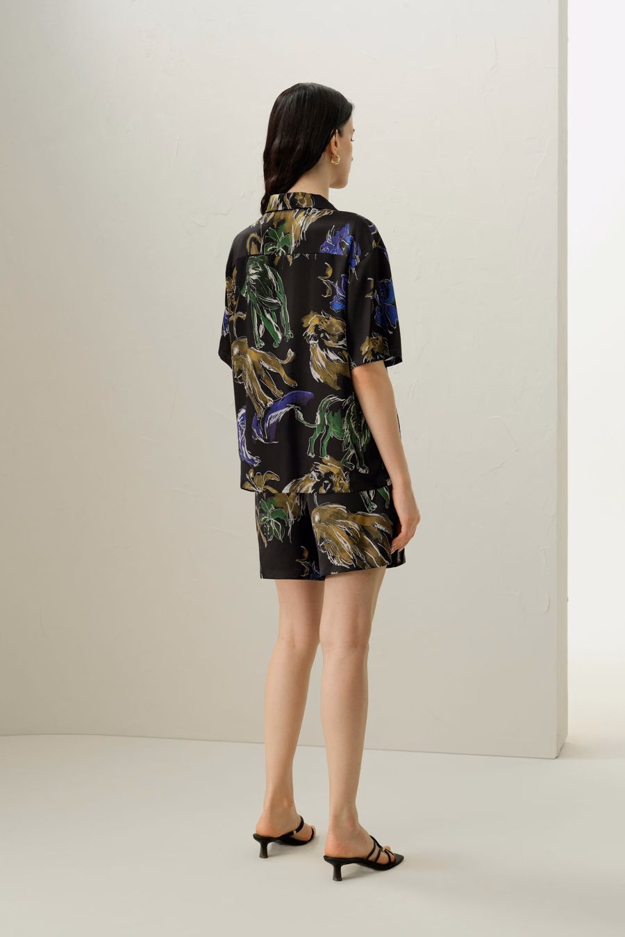 Leo Zodiac Korte Zijden Pyjama Set