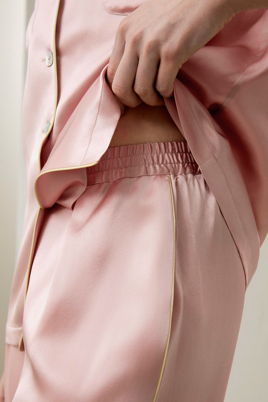 Gouden Piping Zijde Pyjama Set