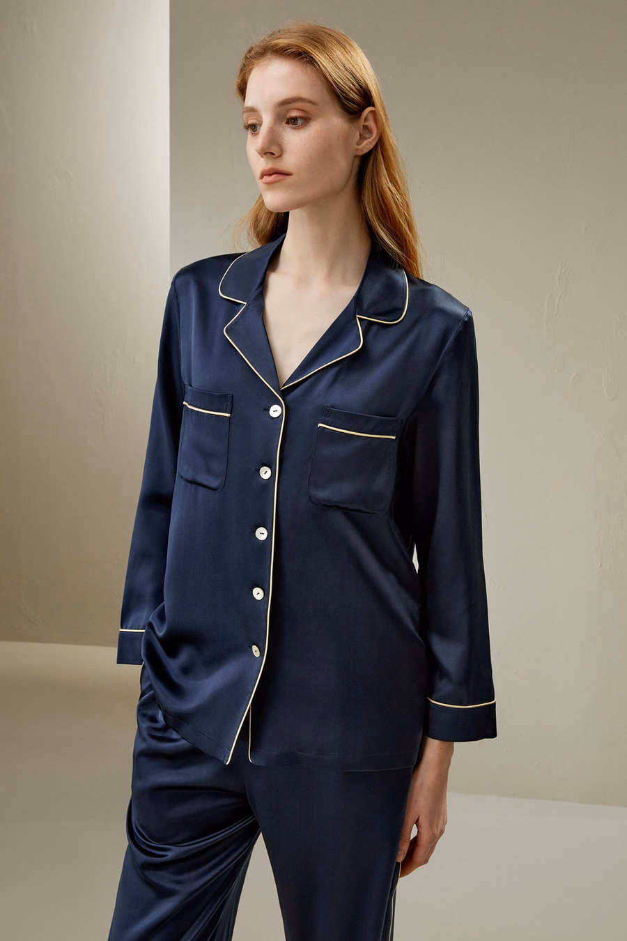 Gouden Piping Zijde Pyjama Set