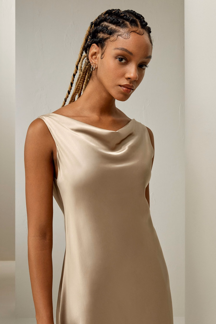 Cowl-Neck Watershine Zijden Midi Jurk