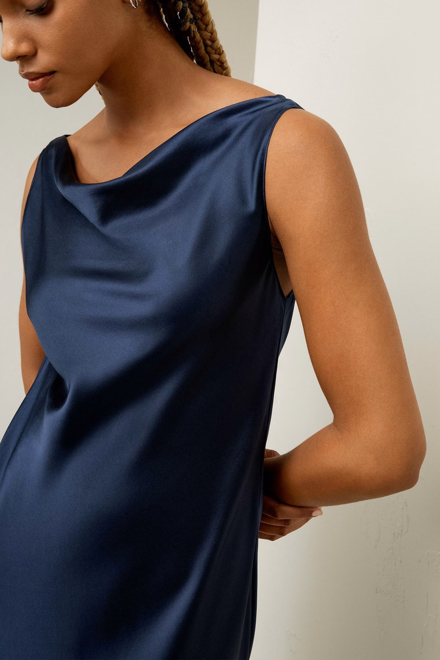 Cowl-Neck Zijde Midi-jurk