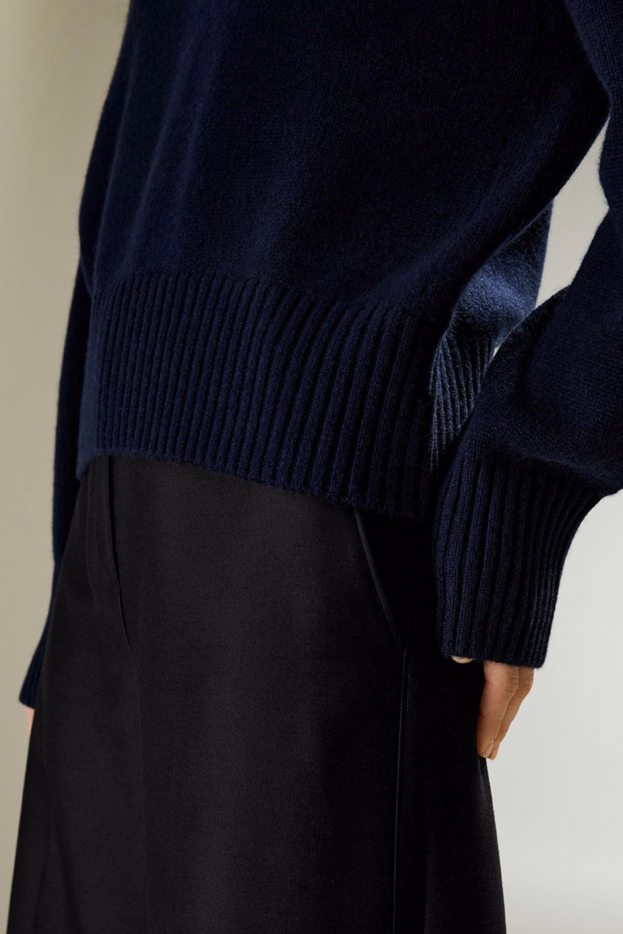 V-hals Relaxed Fit Wol-Kasjmier Mix Trui