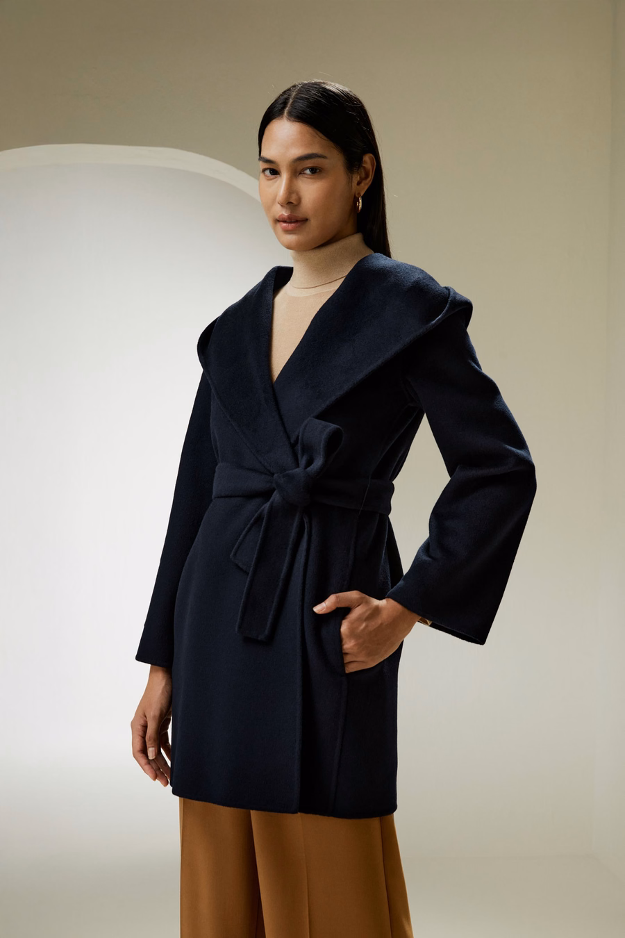 Cashmere-Wol-Mix Geknoopte Korte Hooded Jas