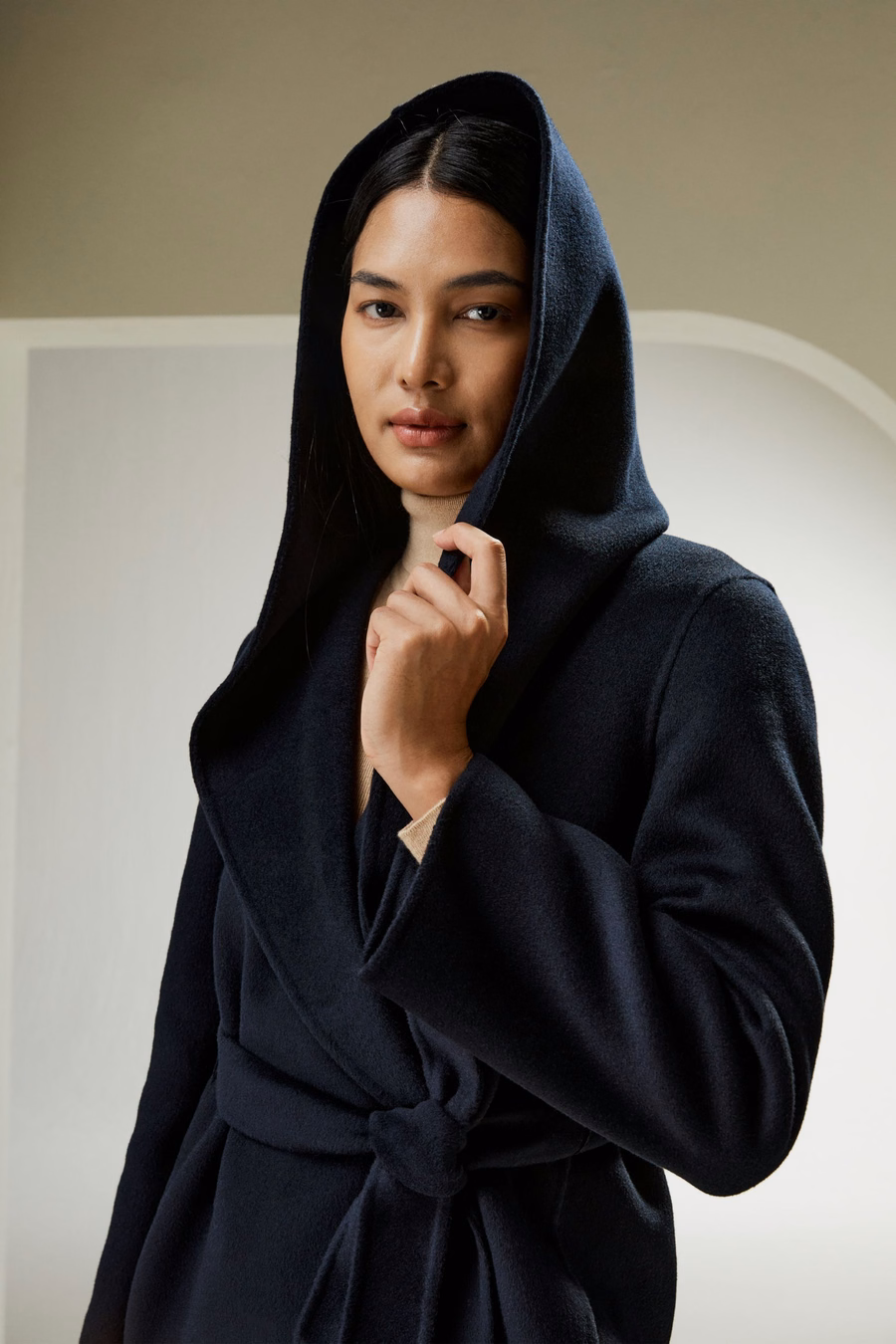Cashmere-Wol-Mix Geknoopte Korte Hooded Jas