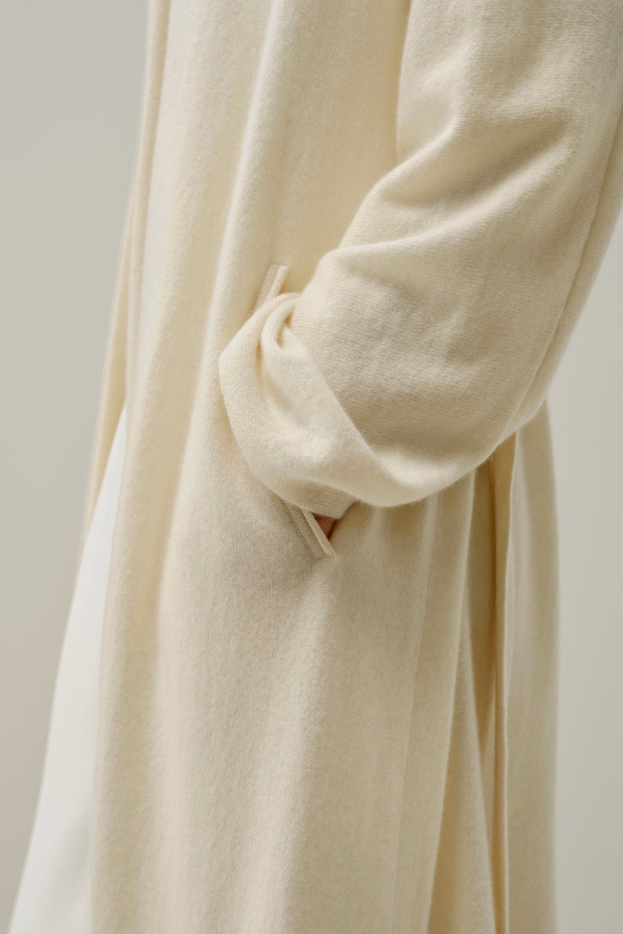 Kalf-lange cashmere cardigan