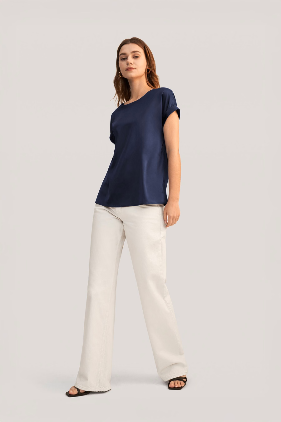Short Sleeves Round Neck Silk Tee