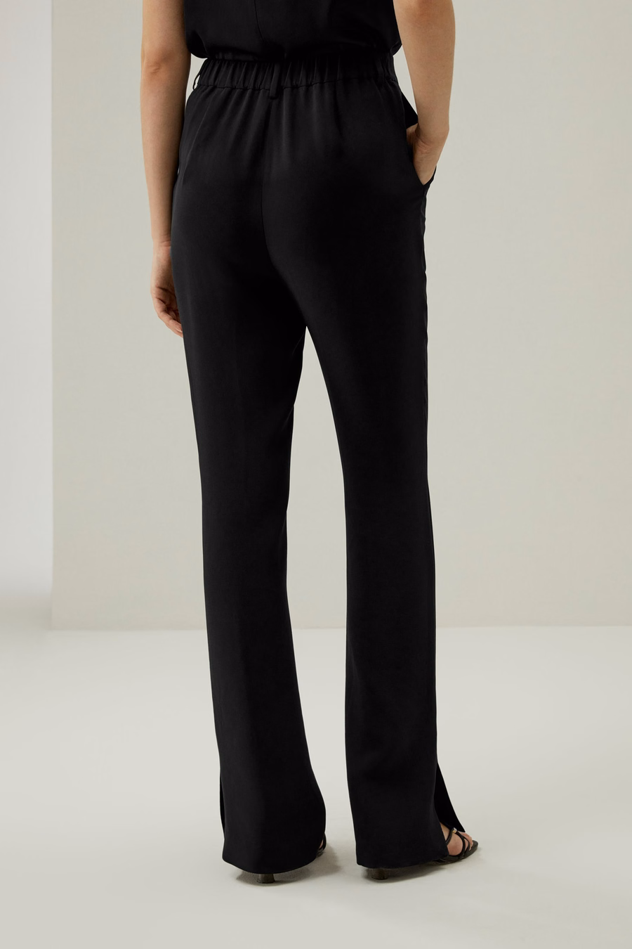 Satin Rechte Broek met Zijkap