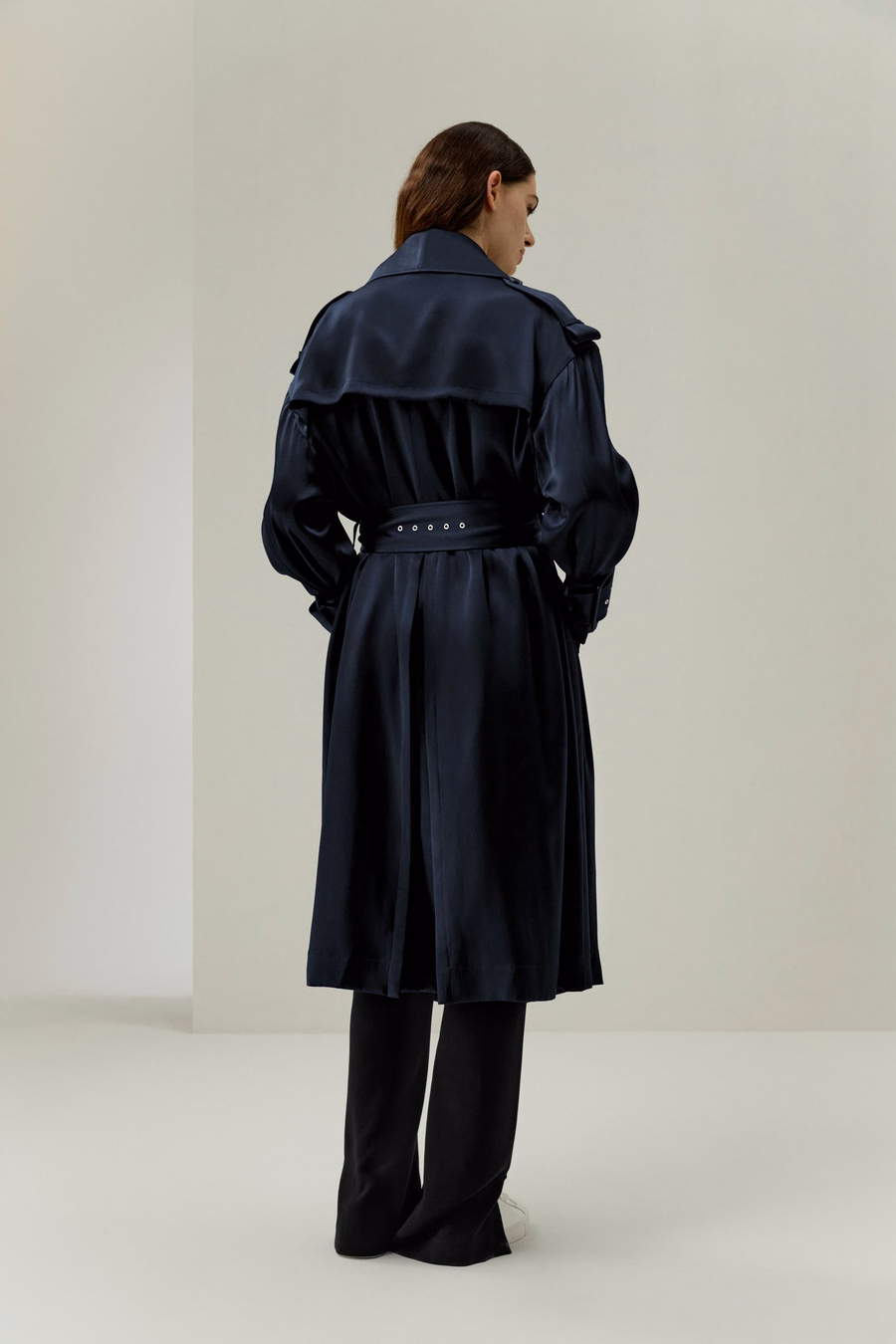 Oversized Zijde Trenchcoat