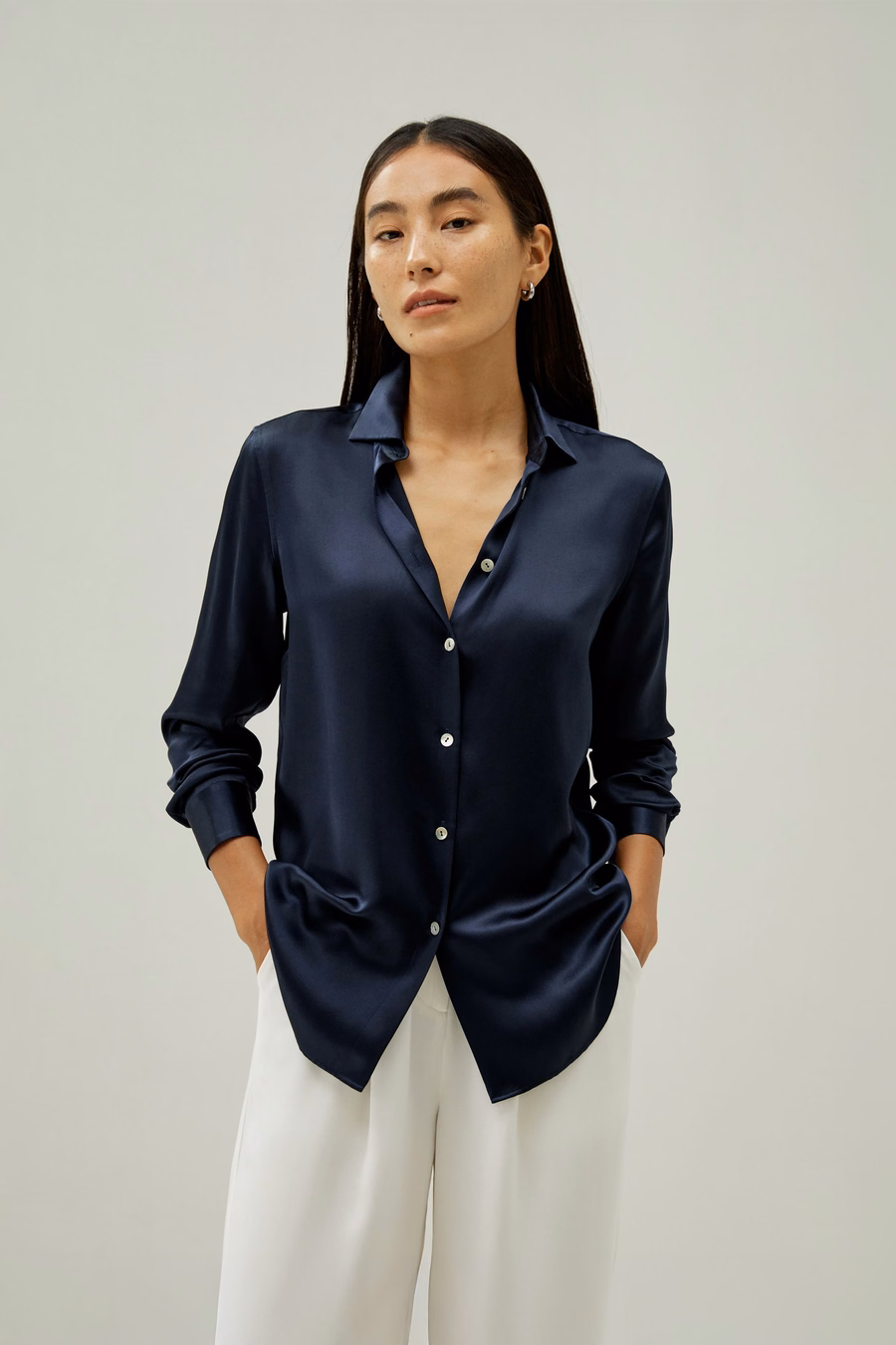 Elegante Knop-Up Zijde Shirt